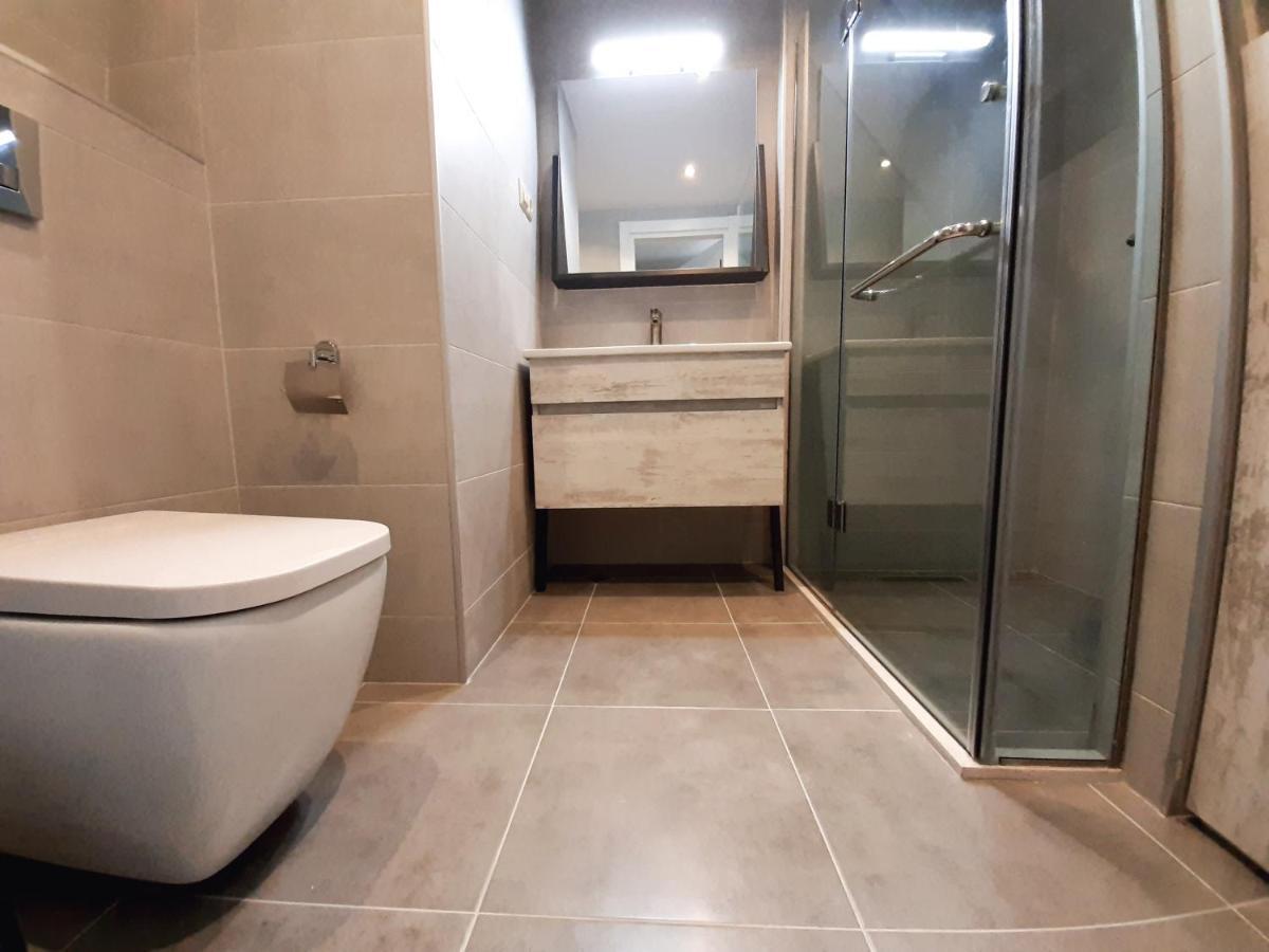 Alliance Palace Sea View Apartment Batumi Exteriér fotografie
