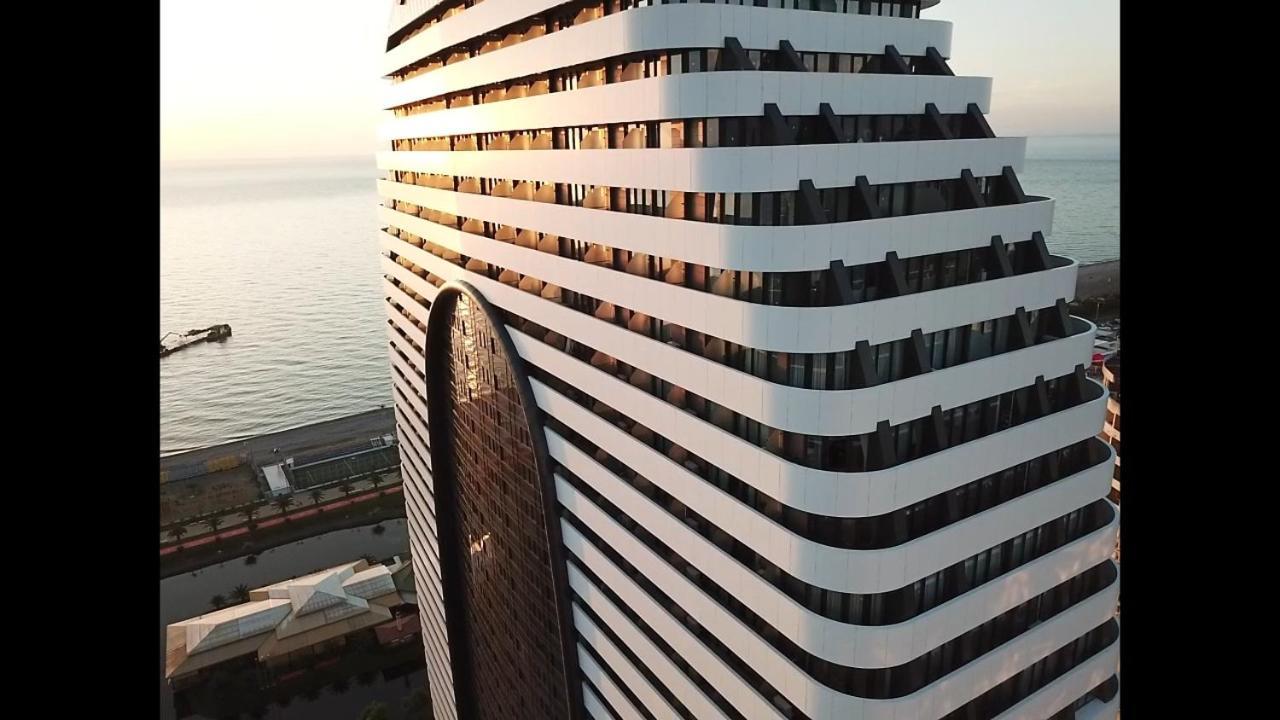Alliance Palace Sea View Apartment Batumi Exteriér fotografie