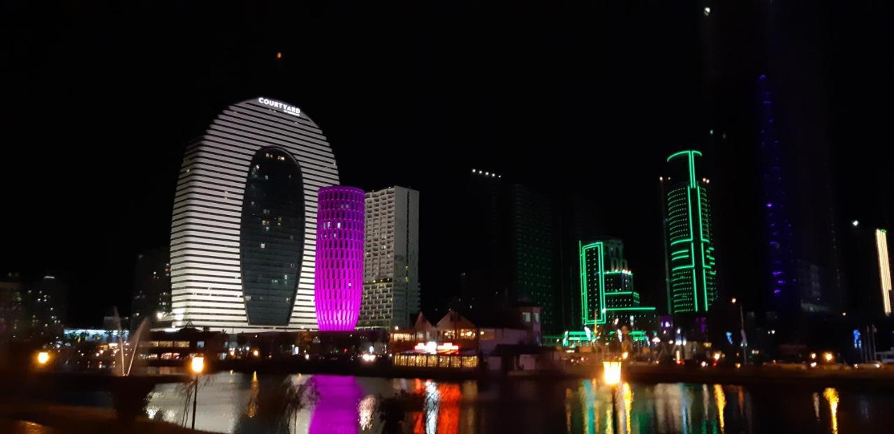 Alliance Palace Sea View Apartment Batumi Exteriér fotografie