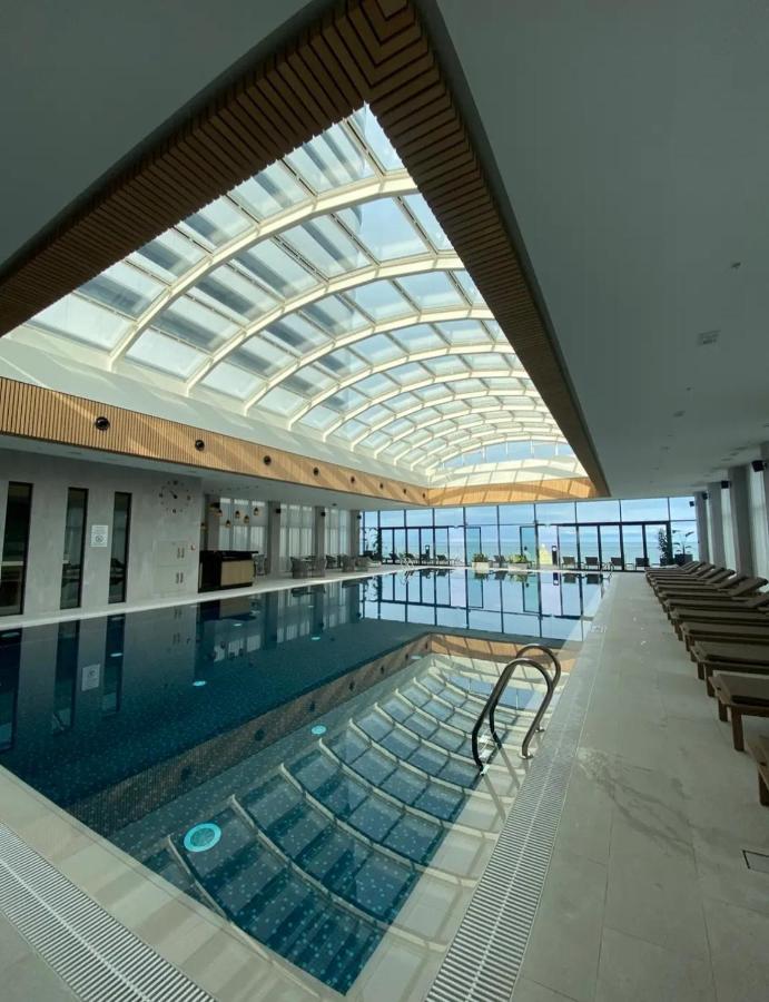 Alliance Palace Sea View Apartment Batumi Exteriér fotografie